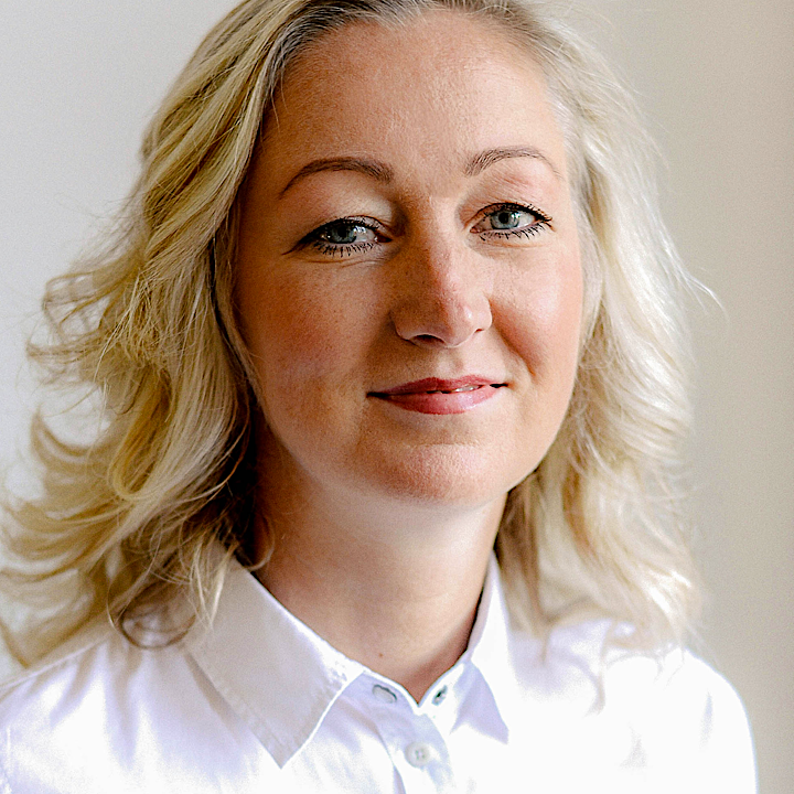 ILZE KARLĀNE